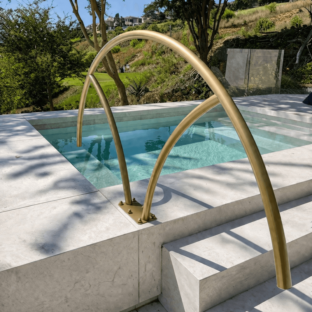 Pool Rail “Kruger Gold Crescent” (Baseplate Model) — Pool Rails
